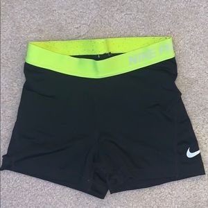 Nike Pro